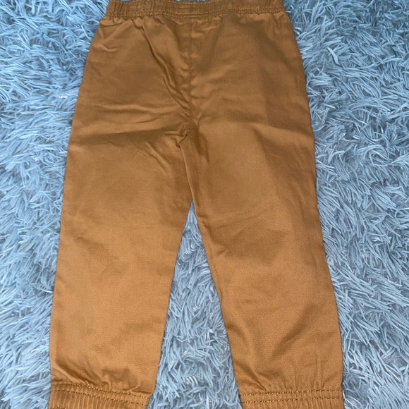 Joggers - Picture 2 of 3